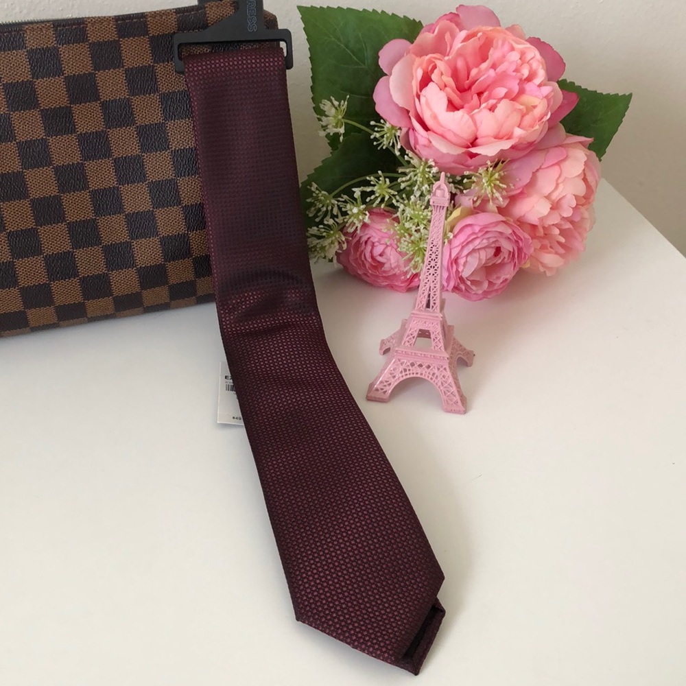 Express Tie